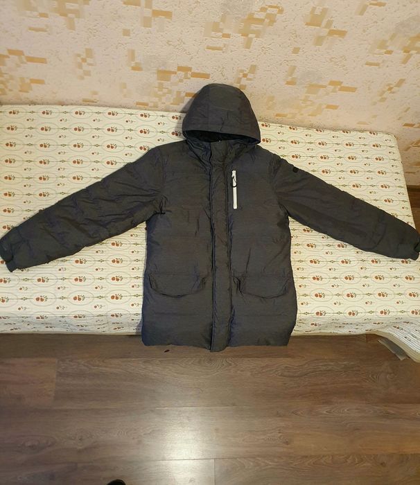 Пуховик Reebok (мужской, размер s)
