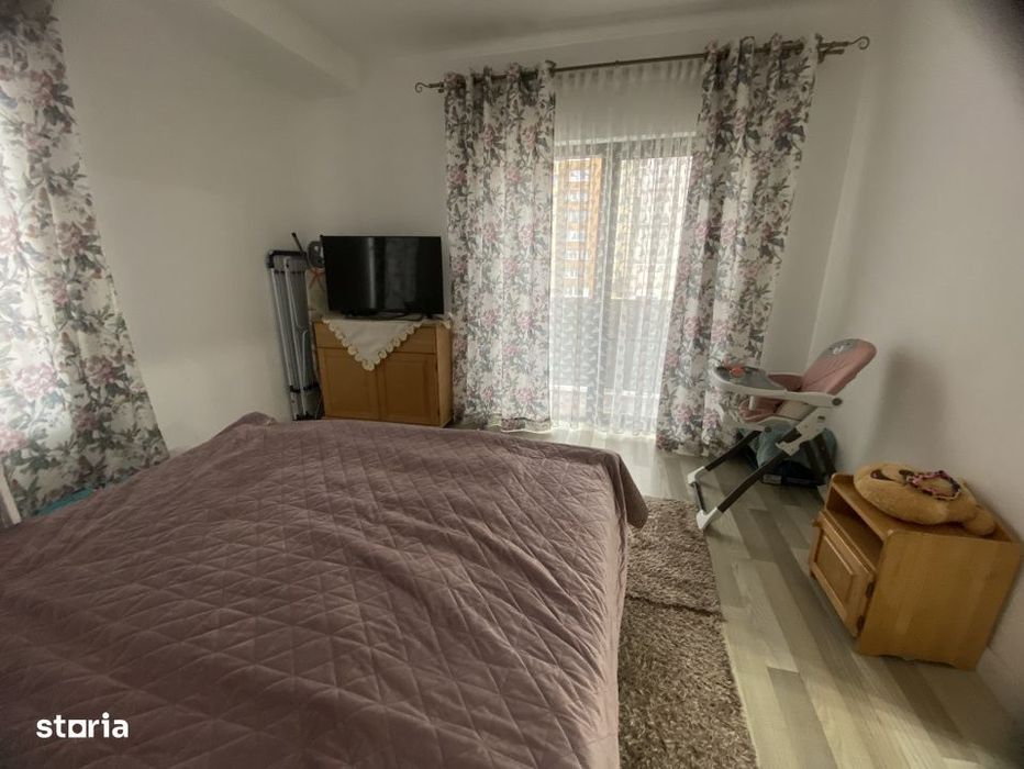 Apartament 3 camere, etaj 2, Calea Moldovei