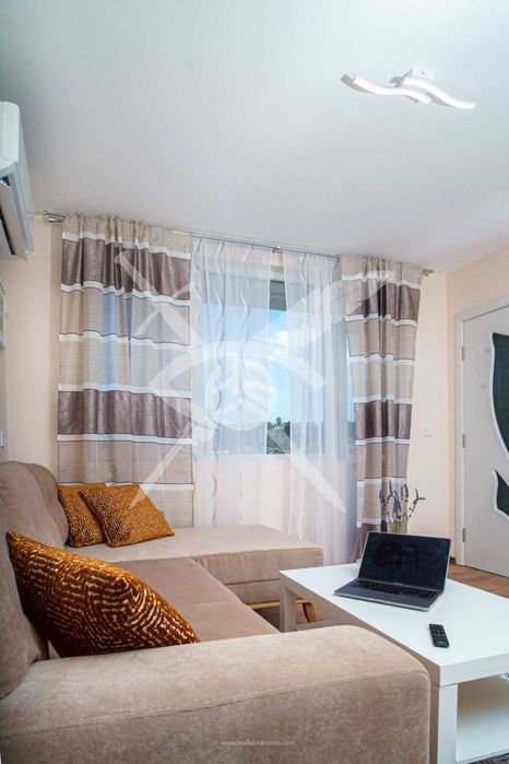 Продава се Тристаен апартамент в Малко Търново - 85 кв.м за 800 €/кв.м - Снимка #2