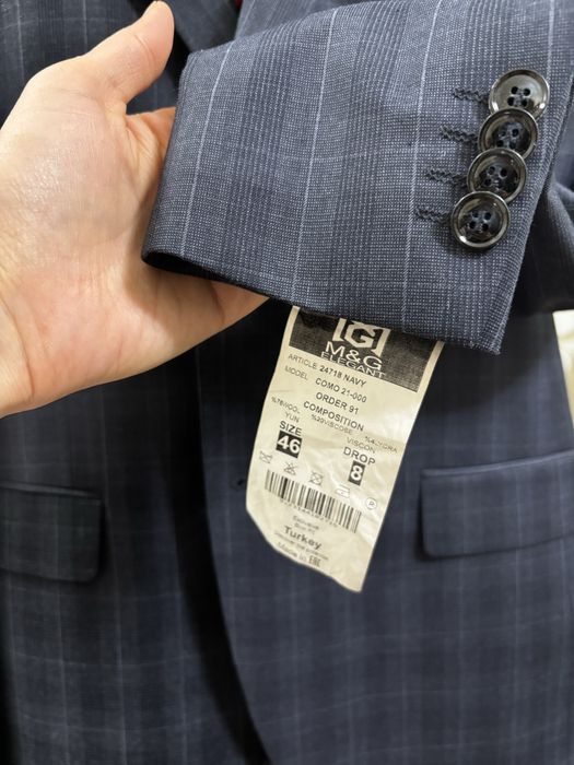 Продам мужской костюм