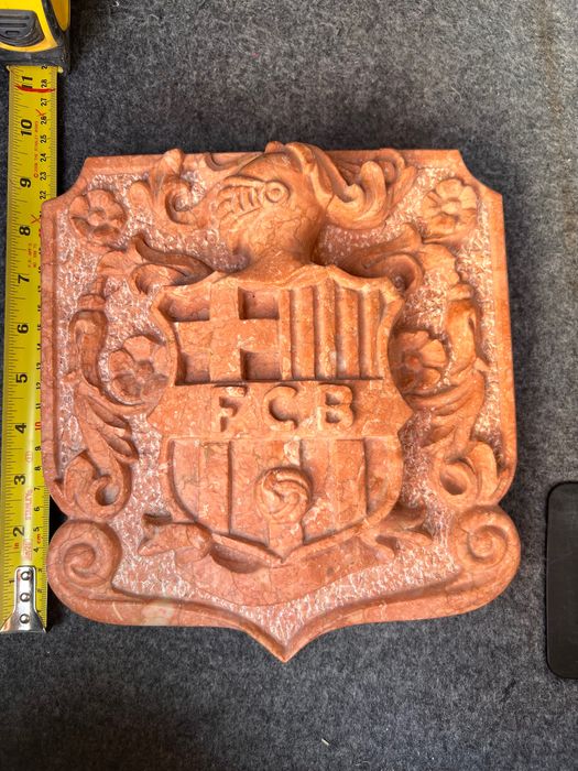 Stema FC Barcelona din marmura