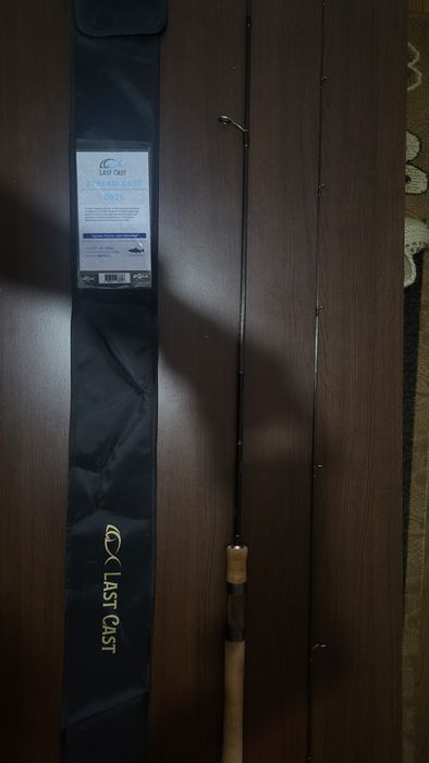 Продавам въдица и макара !