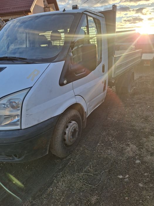 Vând Ford tranzit 2,4 euro 4 recent adus din Italia