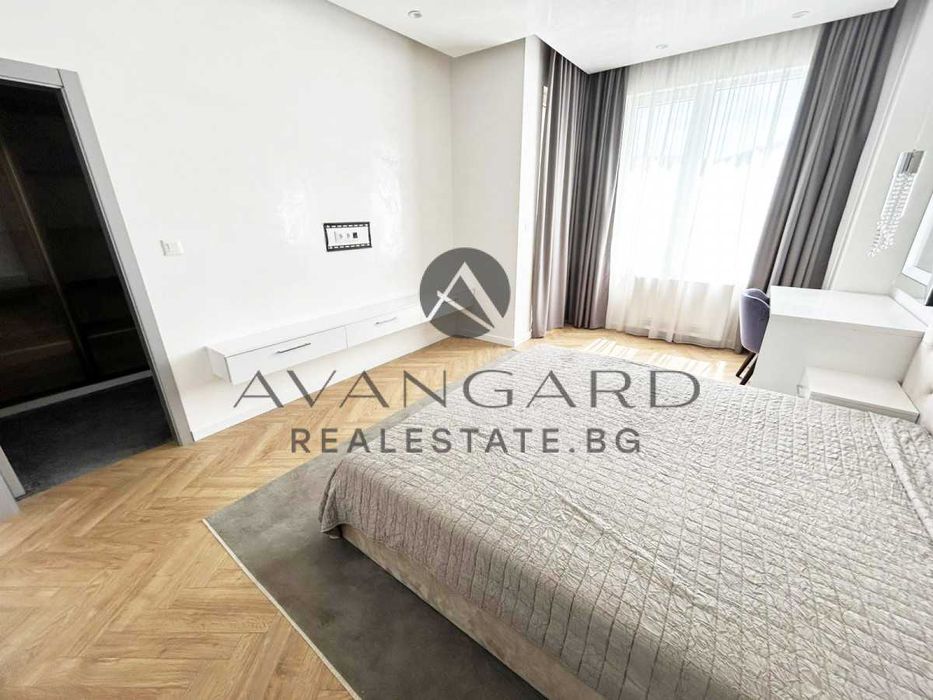 Продава се Къща в Пловдив, Остромила - 388 кв.м за 1225 €/кв.м - Снимка #5