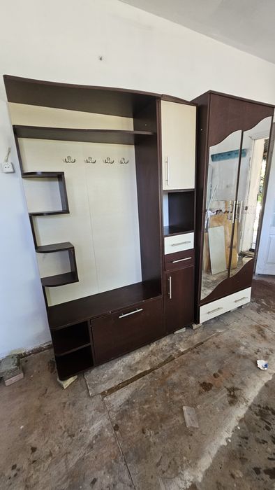 Продам шкаф вешалку прихожую