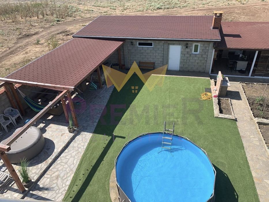 Продава се Къща в с. Божурец, Област Добрич - 234 кв.м за 501 €/кв.м - Снимка #2