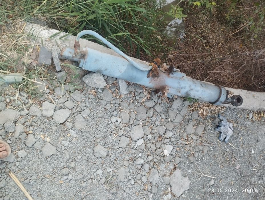 Silindr soz holatda sotiladi. Ishlashi a‘lo