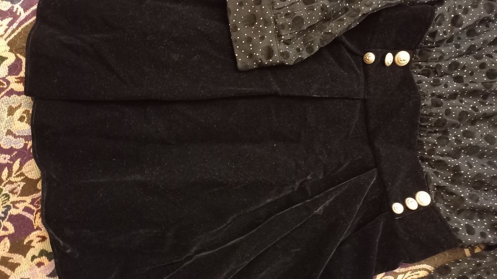 Продаю платье в отличном состоянии