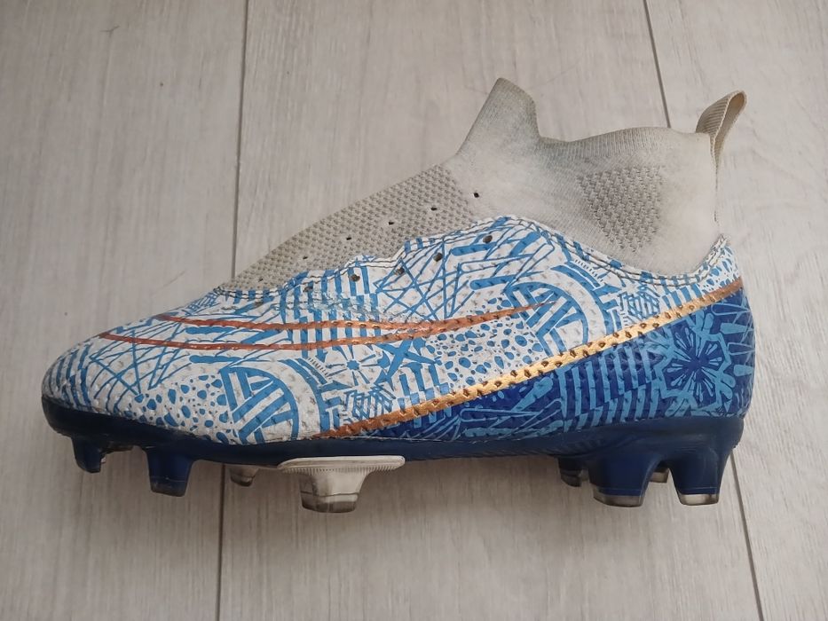 Бутсы размер 35 футбольный