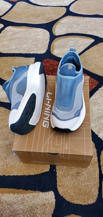 Кроссовки Li ning