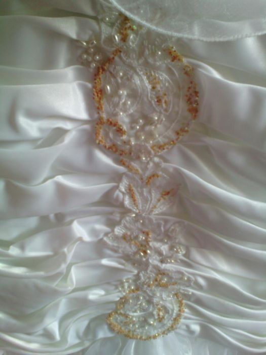 Красива булчинска рокля