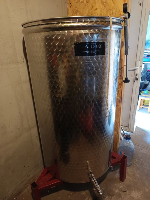 Butoi inox vin 500 Litri