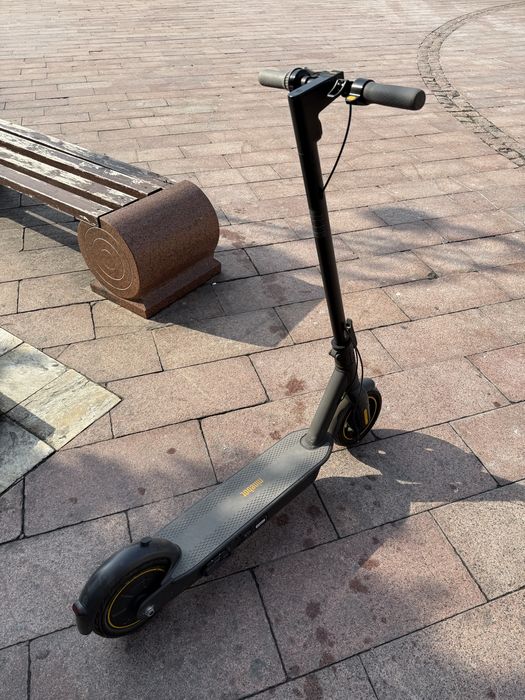 Электросамокат ninebot g30p
