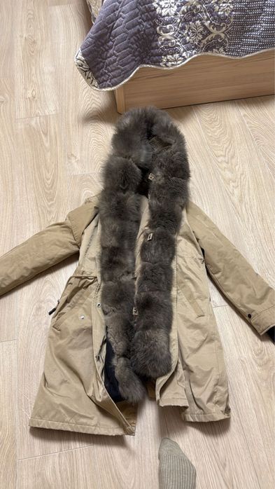 Продам парку зима 42-44