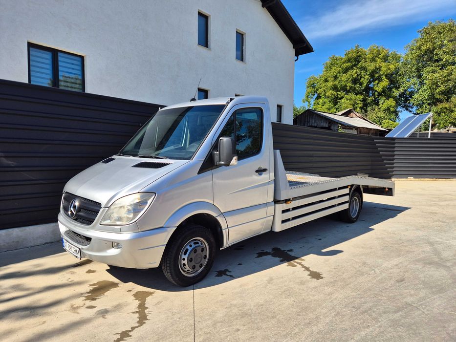 Mercedes autoplatforma