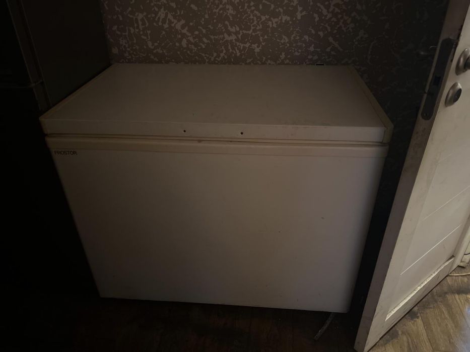 Продам холодильник и морозильник