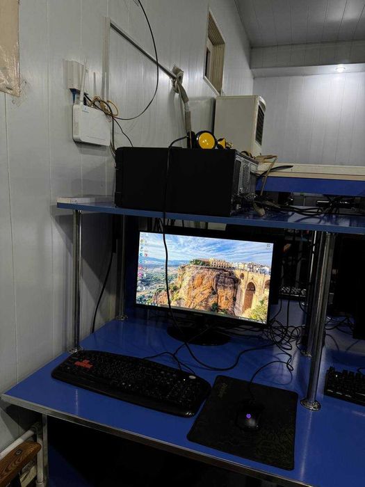 Sotuvda 10 dona sifatli stol kompyuteri mavjud.