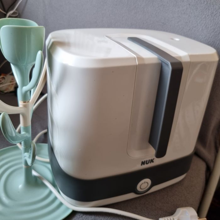 Стерилизатор и сушило за шишета