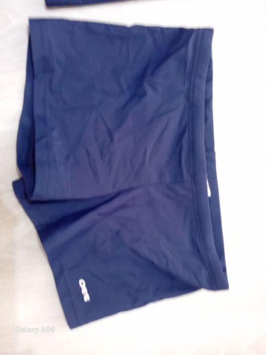 Продам шапки,очки,плавки для плавания