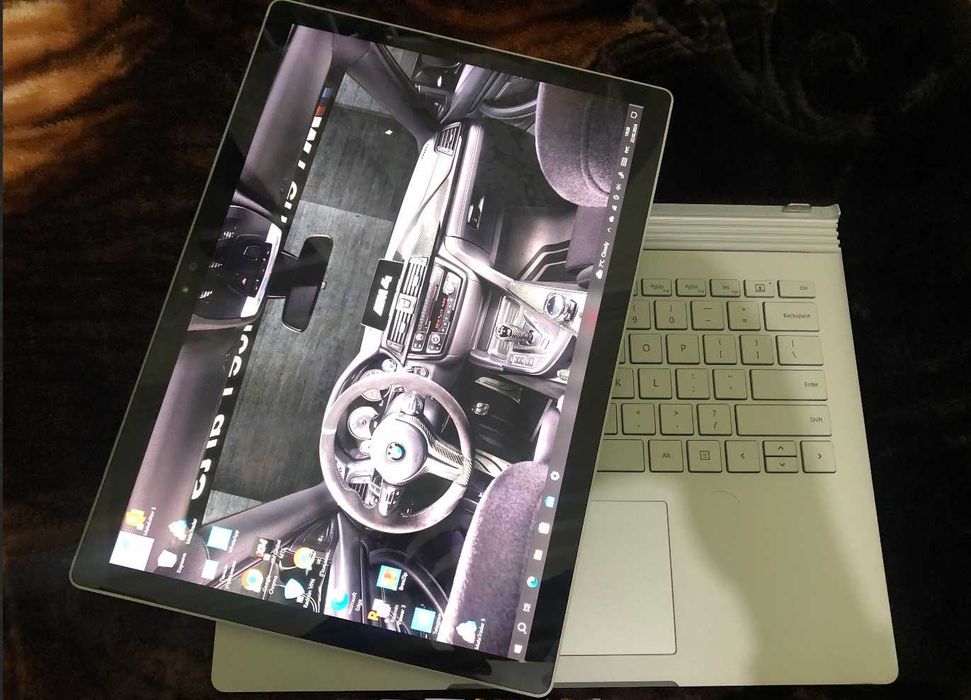 Microsoft Surface Book  13.5