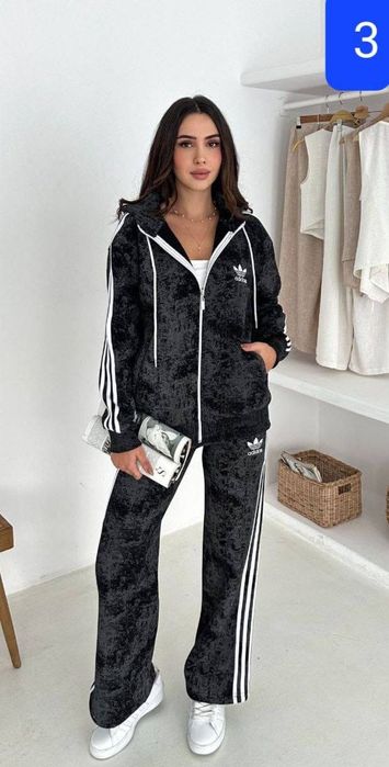 Compleu dama diferite modele