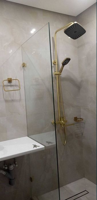 Срочно Продаётся ШРуставели 2/11/12 евро ремонт с мебелью техникой !