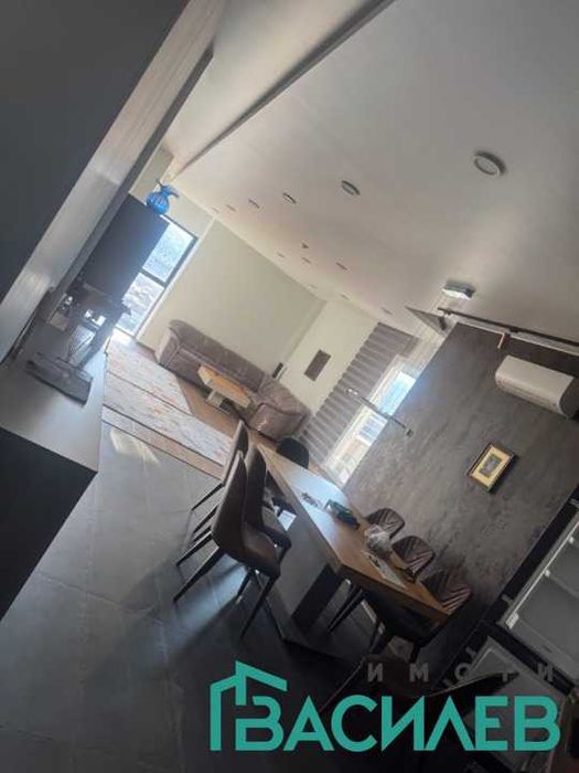 Продава се Тристаен апартамент в София, Център - 132 кв.м за 1237 €/кв.м - Снимка #3