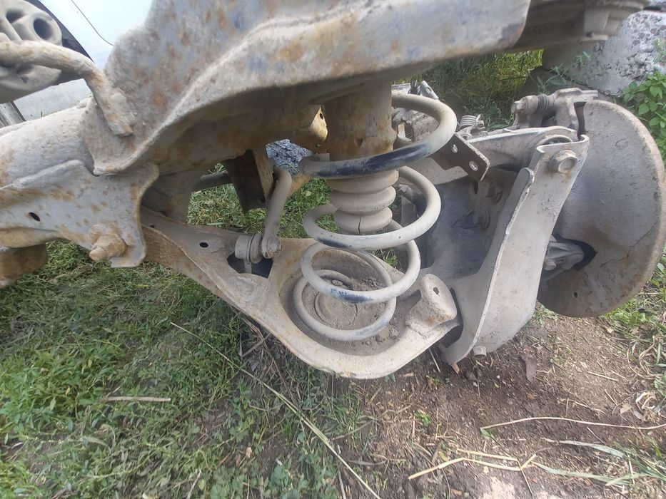 Задняя балка мазда 6