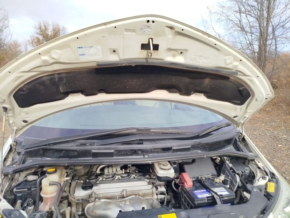 Тойота естима  сатылады.