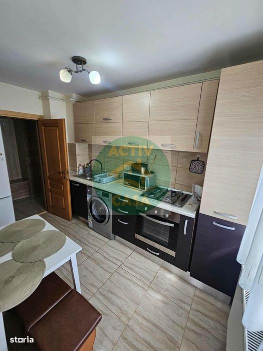 Apartament 2 camere, etaj 2, centru