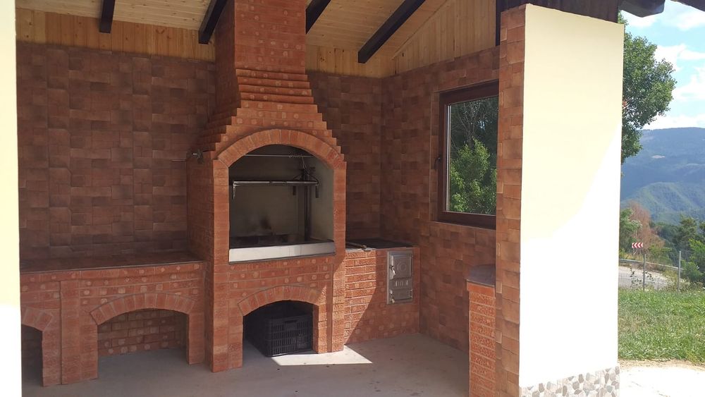 Cabană la munte cu ciubăr/jacuzzi