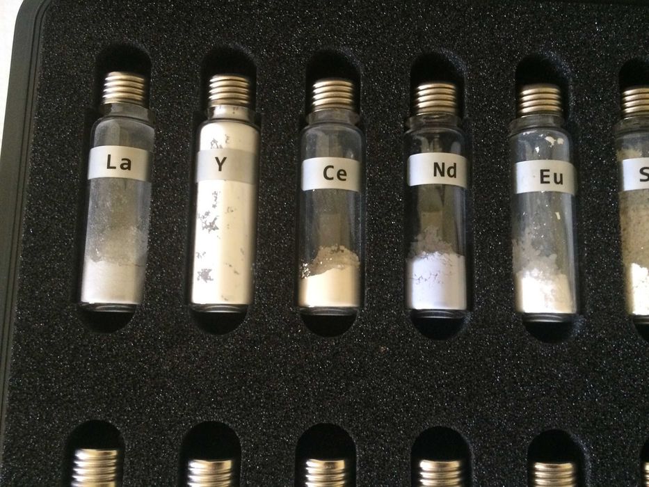 Set metale pt. laborator/scoala