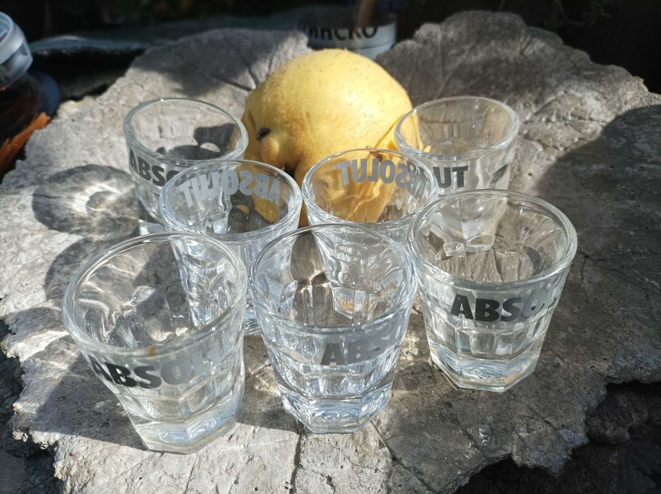 комплект от 7 чаши за текила