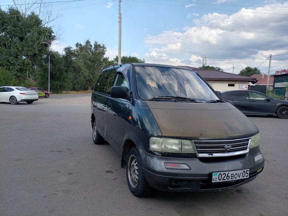 Продам машину срочно.