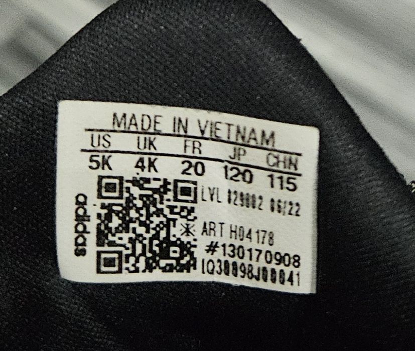 Incaltaminte adidas  marimea 20