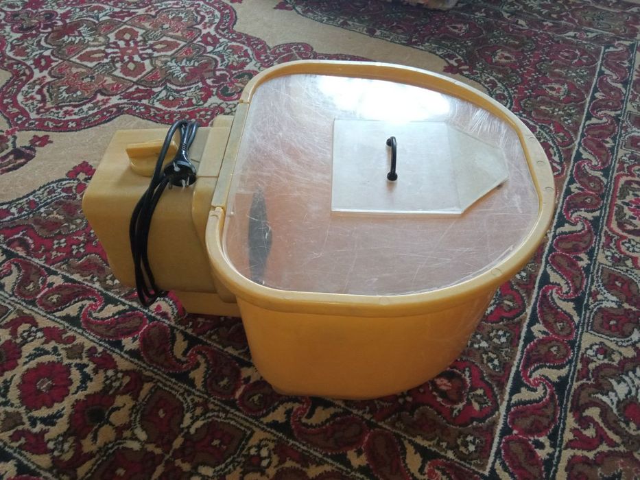 Продаётся стиральная машинка Малютка