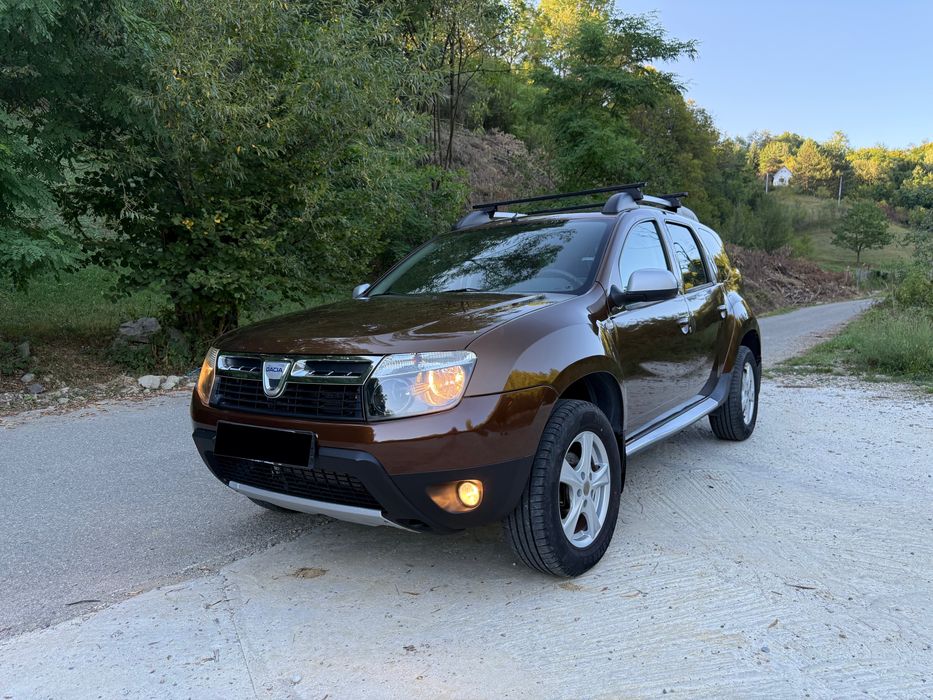 Vând Dacia Duster 4x4