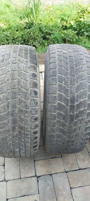 Зимняя резина, липучка.