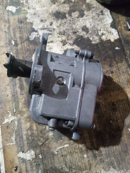 Продам  магнето от пускача