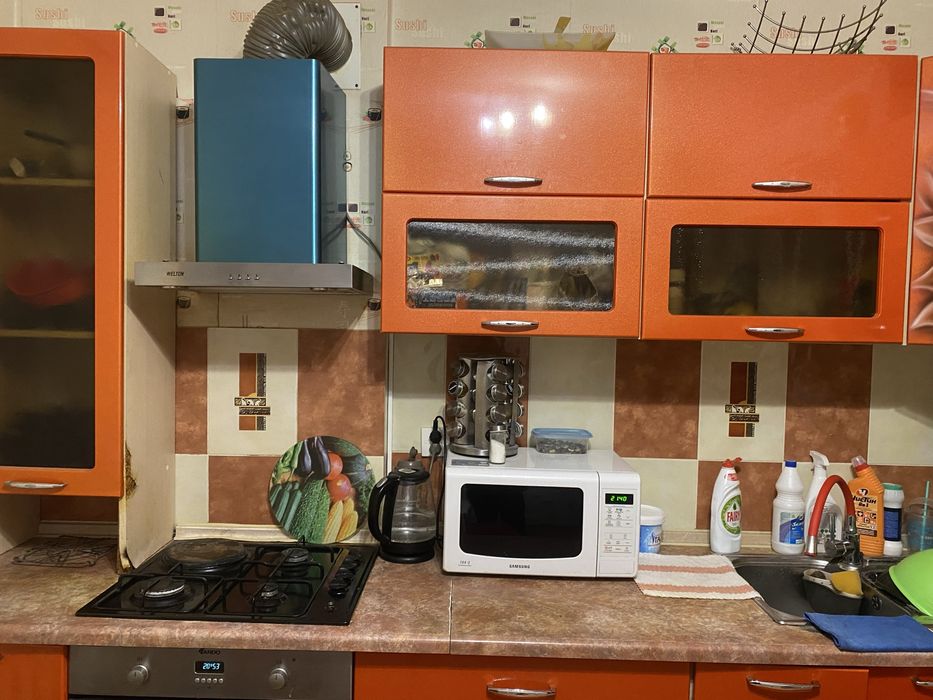 Продам кухоный гарнитур