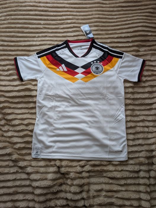 Екип Германия WC26 нов