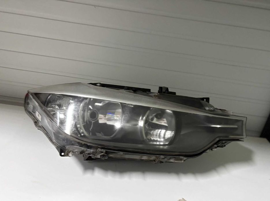 Far dreapta BMW Seria 3 F30 F80 2014