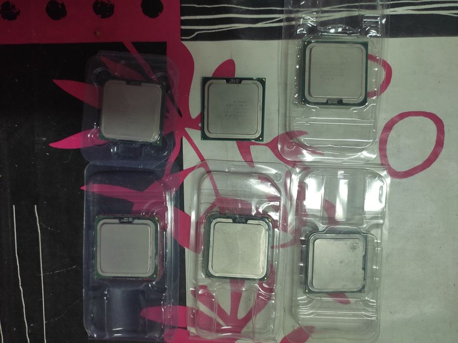 Продам разный хлам.