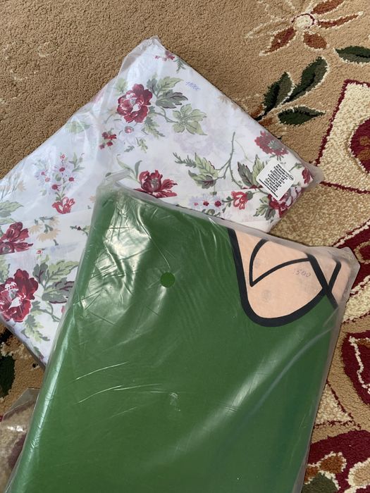 постельное белье и наволочка