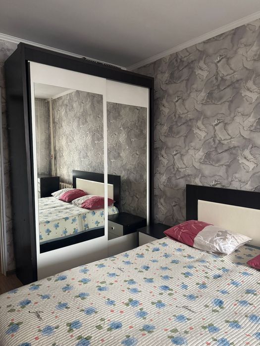 Продам спальный гарнитур