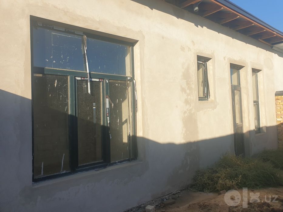 Хива ш.Космада Селикат завод ёни Жасмин маркет олди 234 м2 уй сотилади