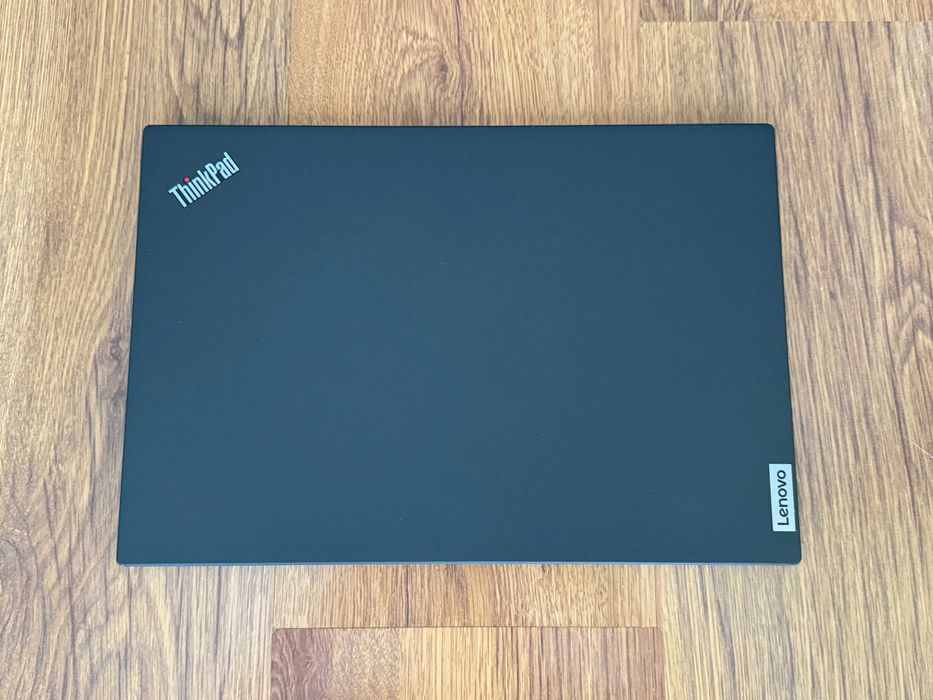 14' Full HD Ryzen 7 PRO 5850u Lenovo ThinkPad T14s Gen 2 16GB LPDDR4X/512GB NVMe/Radeon Pro