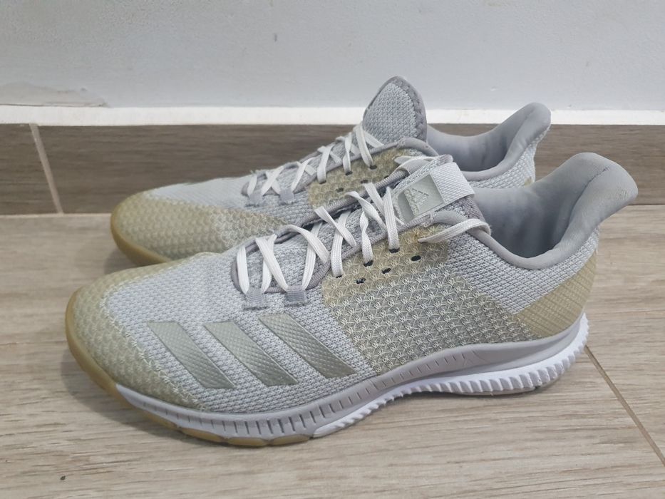 Маратонки Adidas Crazyflight Bounce