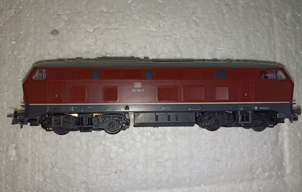 Locomotivă Roco BR 215 de colecție
