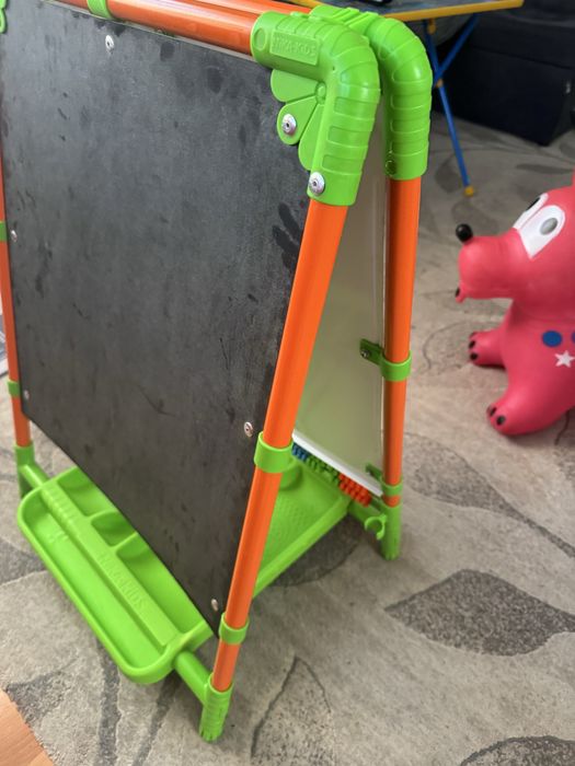 Доска для рисования , мальберт